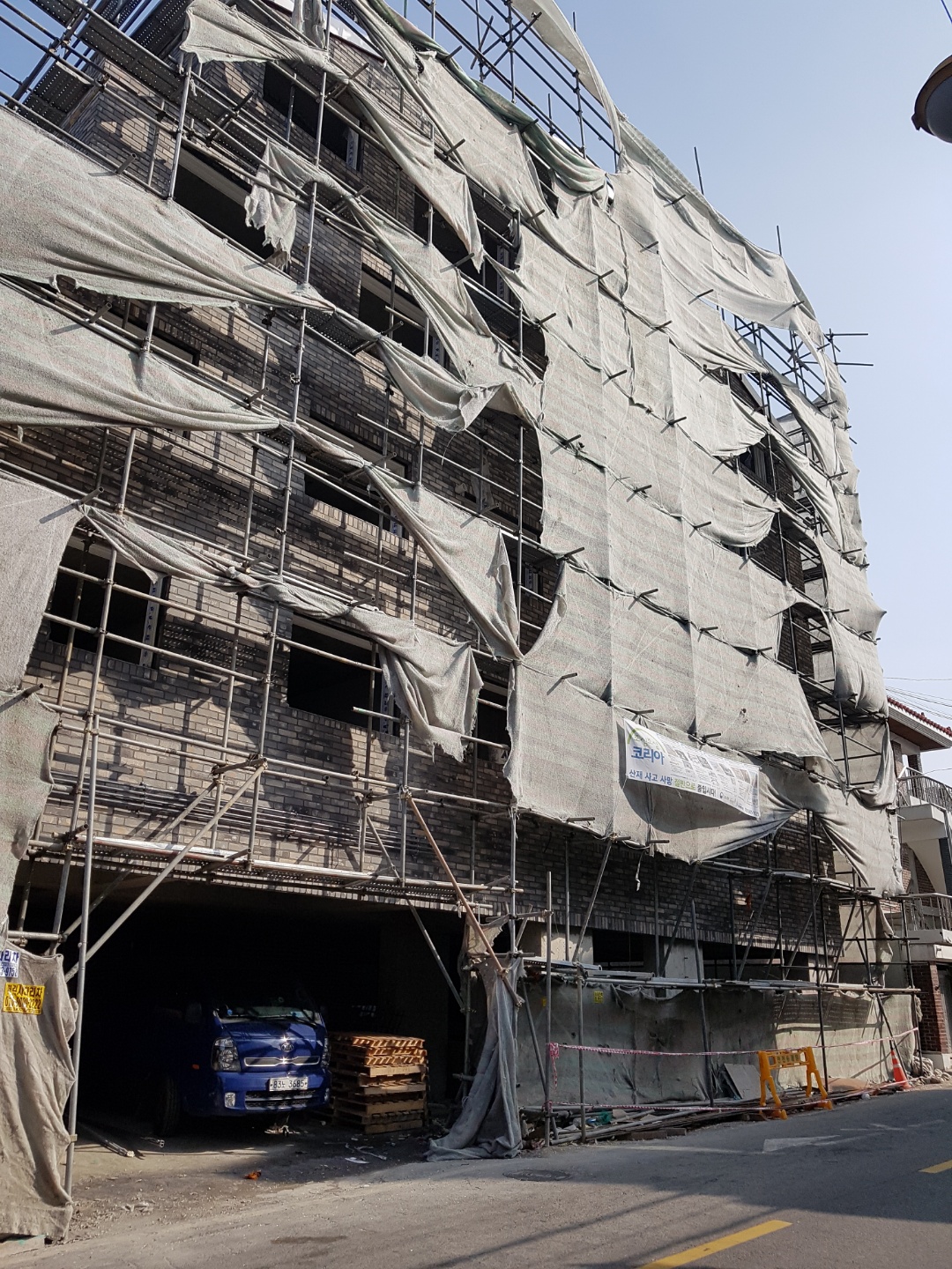 /user/t/totalhousing/editor/1904/1acb35c145d330081cb2320310e4f925_1555732459_8166.jpg 이미지크게보기