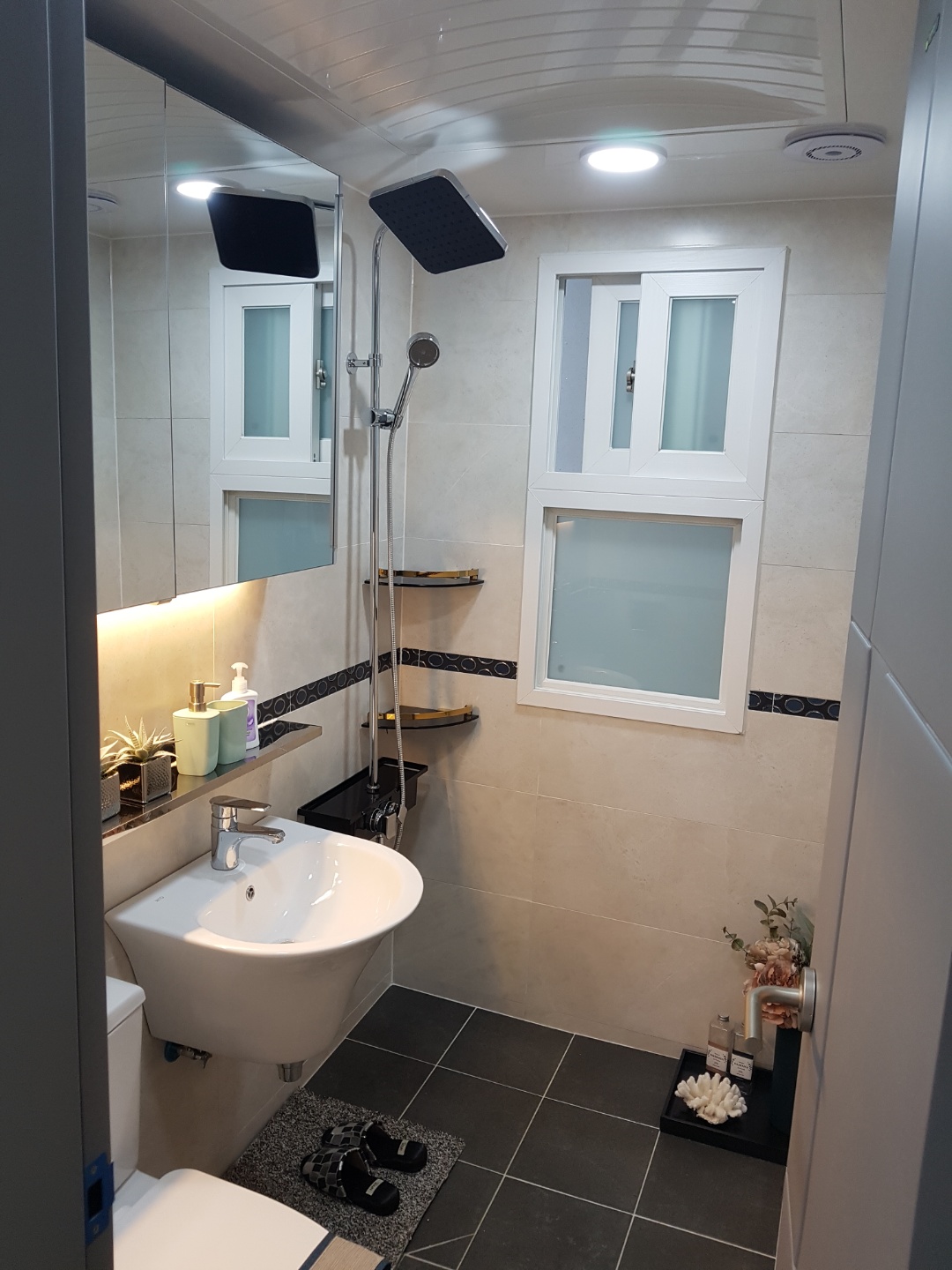 /user/t/totalhousing/editor/1905/d30aec4b7954c08b14c8398af3b63ca3_1558009250_9114.jpg 이미지크게보기