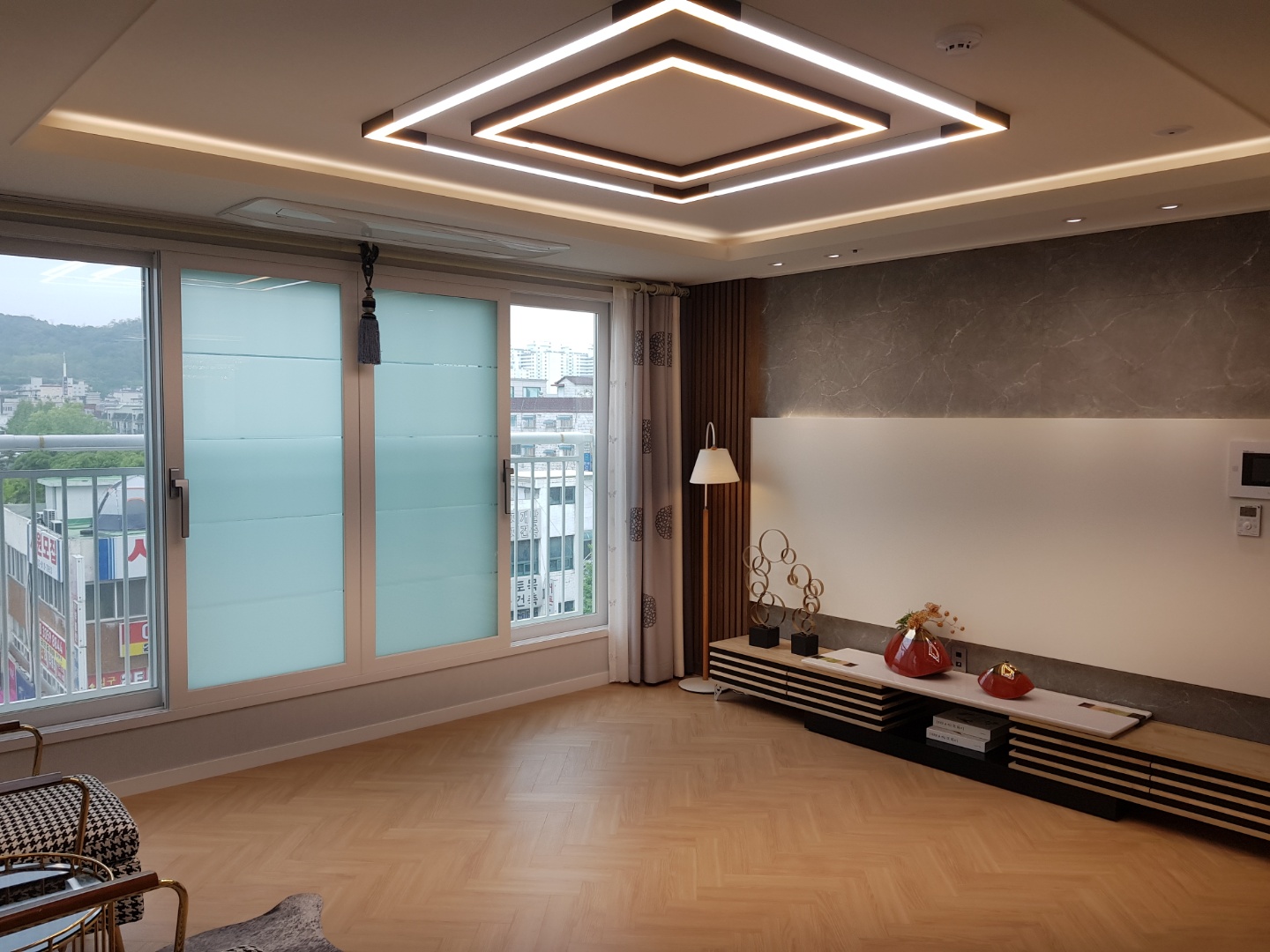 /user/t/totalhousing/editor/2105/646288ab44f3e33a02eca09779480bcb_1619842969_0786.jpg 이미지크게보기