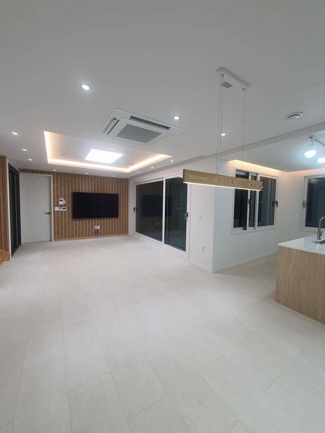 /user/t/totalhousing/editor/2203/77e1cf935de145f6082950695b19e233_1648028000_3761.png 이미지크게보기